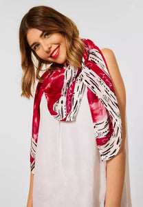 571867 - Cherry red scarf - Street One