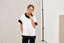 Load image into Gallery viewer, 22110- Black/White waffle fabric top - Naya