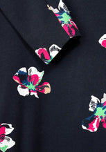 Load image into Gallery viewer, 319222- Print Sweatshirt- Cecil