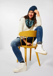 571966-Teal Loop Scarf - Street One