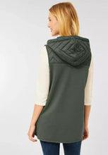 Load image into Gallery viewer, 211583- Green Gilet- Street One