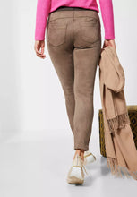 Load image into Gallery viewer, 375687- Mocha Velour Leggings - Street One