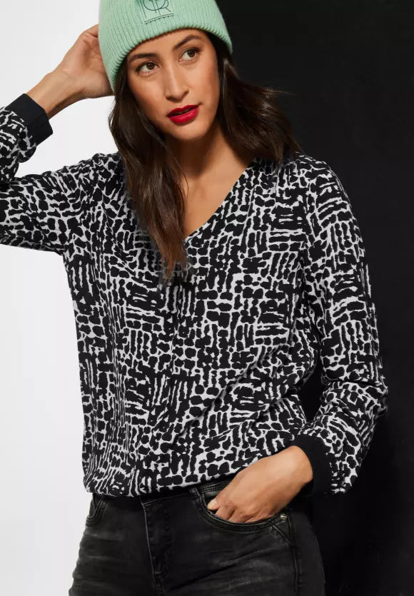 343604- Black Printed V-neck Blouse - Street One