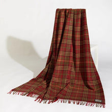 Load image into Gallery viewer, The Yew Throw - Foxford