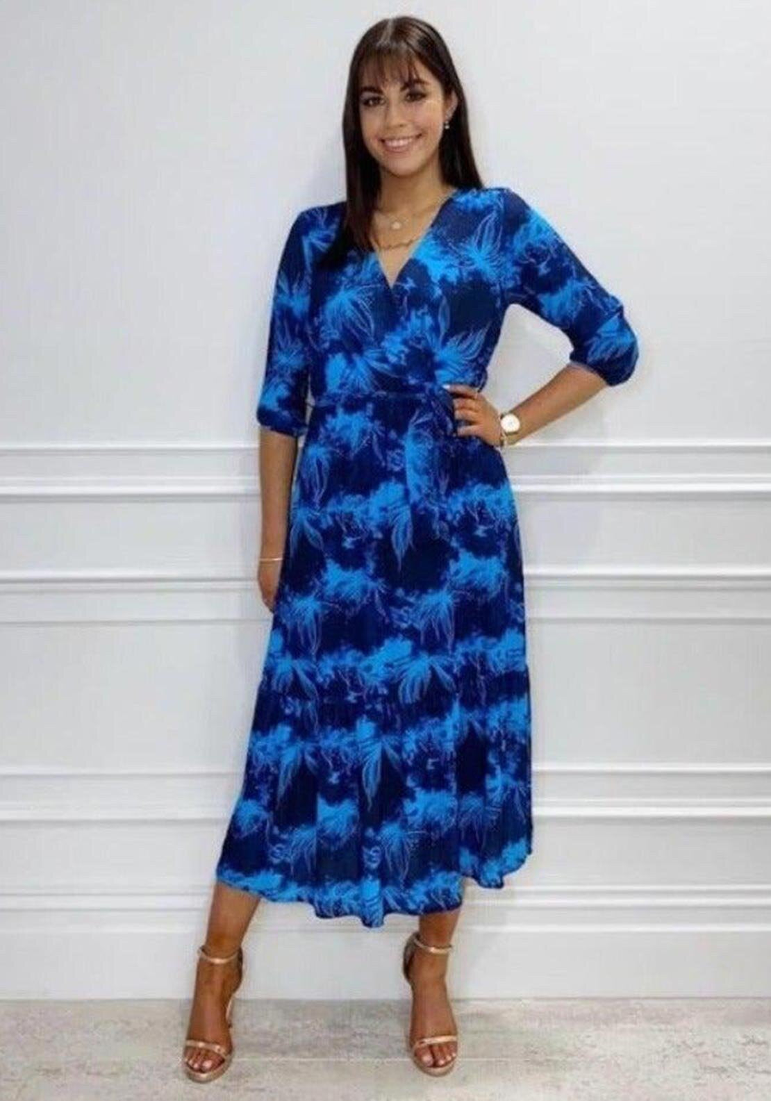 Kate and shop pippa wrap dress
