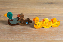 Load image into Gallery viewer, Duck Number Row Jigsaw