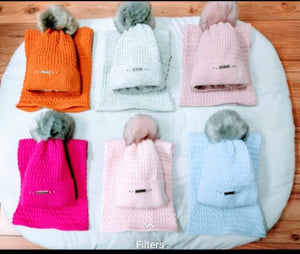 Julia Hat & Snood Set
