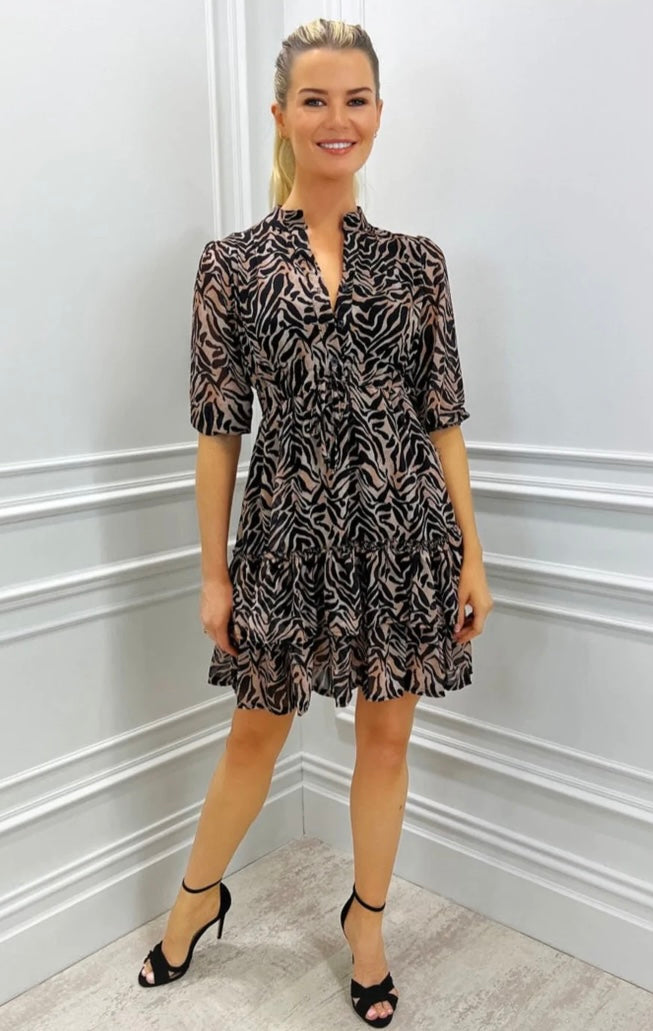 Kate & Pippa Latina mini Dress- Black/Cream