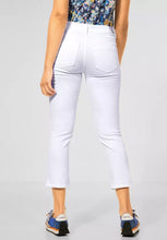 Load image into Gallery viewer, 375134- White denim cropped trouser- Street One