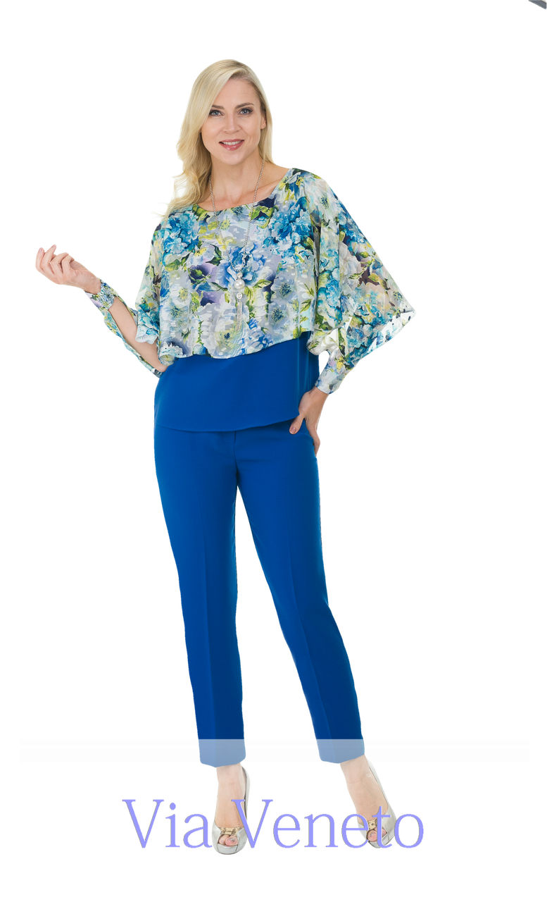 Via Venito Floral Top- Blue